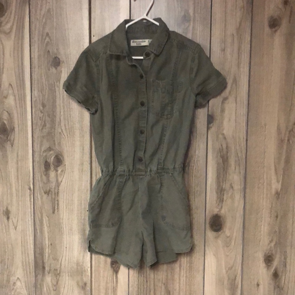 Girls size 5/6 BUNDLE of 3!!!